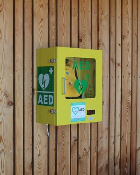 AED 02